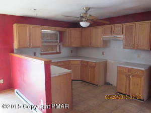 164 Whitetail Rd, Henryville, PA 18332-7195