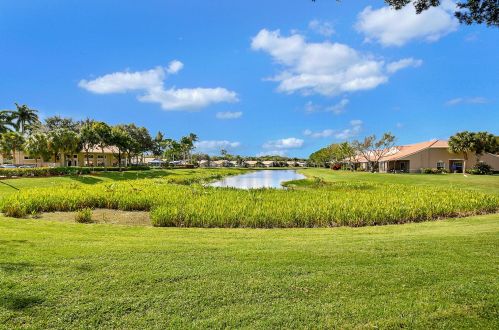 5102 Toscana Trl, Boynton Beach FL  33437-2038 exterior