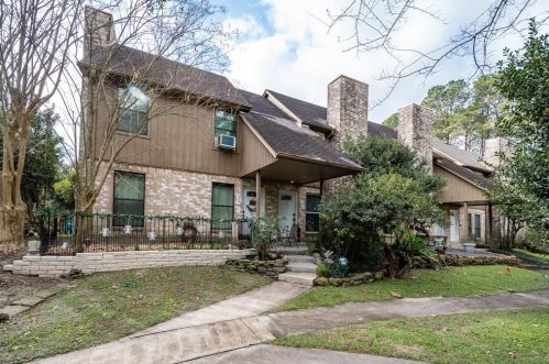 1011 Hamblen Rd, Humble, TX 77339-4098