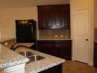 1410 Thibodaux Dr, Greenville TX  75402-7621 exterior
