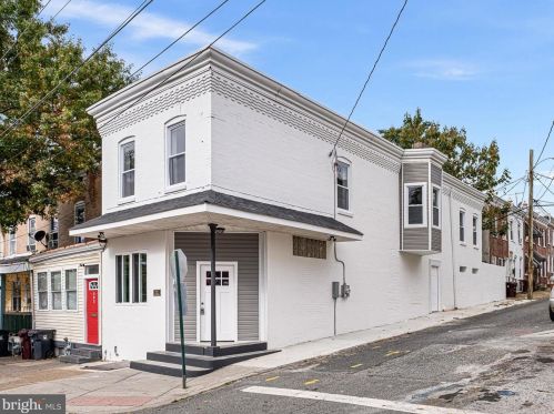 221 Harrison St, Wilmington, DE 19805-3646