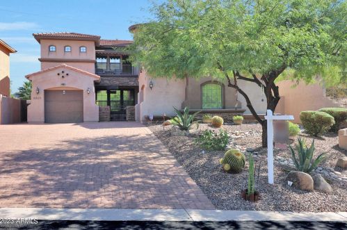 10829 11th Pl, Phoenix, AZ 85020-1126