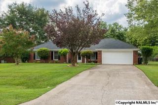 104 Amberwood Dr, Harvest, AL 35749-9227