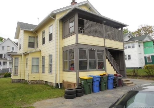 26 Waterville St, Waterbury CT  06710-1853 exterior