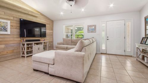 202 Waterview Cove Dr, Freeport FL  32439-2805 exterior