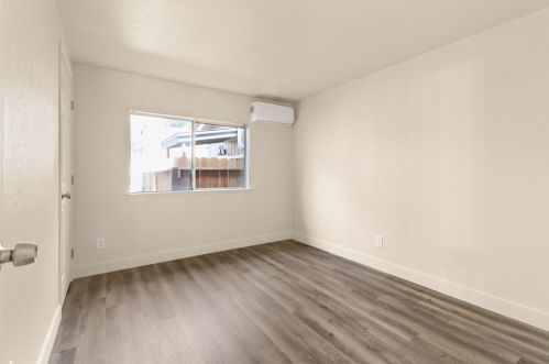 303 Washington St, Modesto CA  95351-2837 exterior