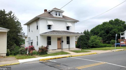 138 Main St, Shrewsbury, PA 17361-1328