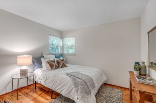 37 Stewart Ave, West Paterson NJ  07424-1843 exterior