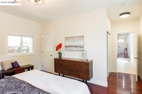 1790 Goss St, Oakland CA 94607-1165 exterior