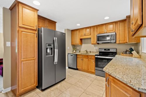 455 Diablo Dr, Pittsburgh, PA 15241-1713