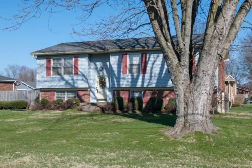 6617 Everton Dr, Louisville, KY 40258-3368