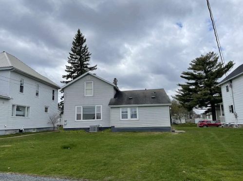 126 Park Ave, Perkinstown, WI 54451-1415