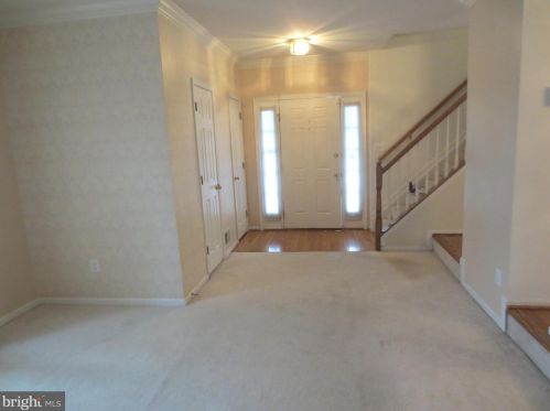 7549 Westmore Dr, Springfield VA  22150-4271 exterior