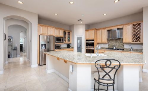 1118 Souza Dr, Folsom CA  95762-7555 exterior