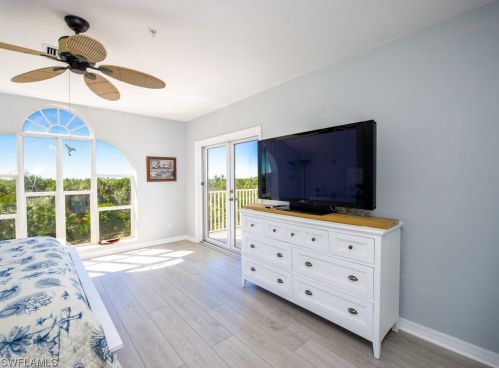 5298 Umbrella Pool Rd, Sanibel FL  33957-2407 exterior