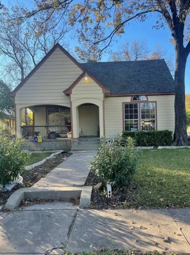 2550 Grafton Ave, Dallas, TX 75211-5423