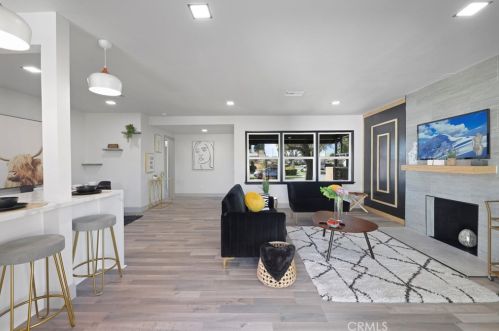 12912 Gramercy Pl, Gardena CA  90249-1808 exterior