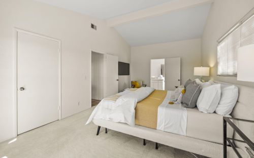 1225 Cota St, Santa Barbara CA  93103-2502 exterior