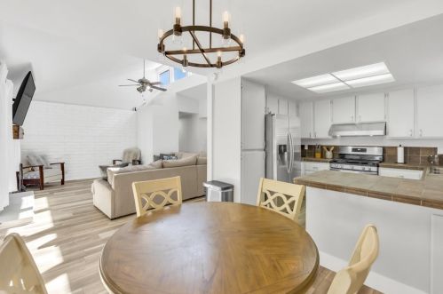 221 Jubilee Way, Rio Linda CA  95673-3326 exterior