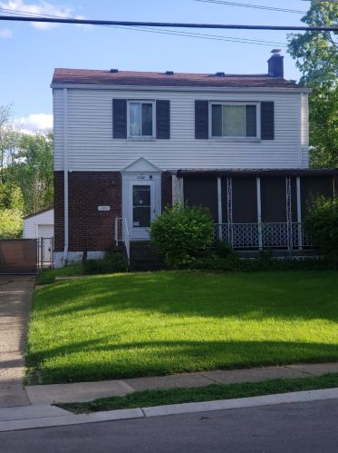 1789 Crest Hill Ave, Cincinnati, OH 45237-1121