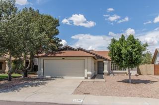 3230 Ross Ave, Phoenix AZ  85027-6052 exterior