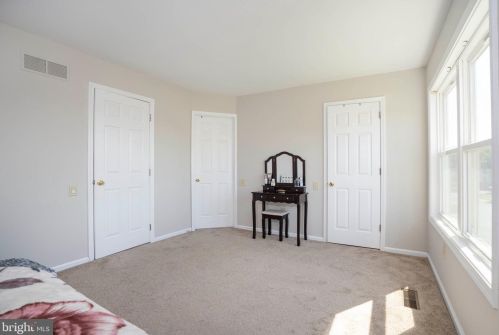 1 Glacier Ct, Bear DE  19701-1779 exterior