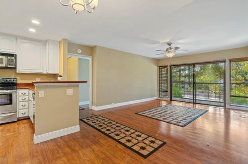 12555 Oaks North Dr, San Diego, CA 92128-1619