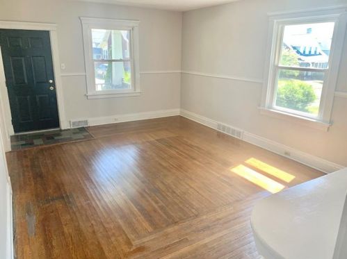 724 Walnut St, Latrobe PA  15650-2032 exterior