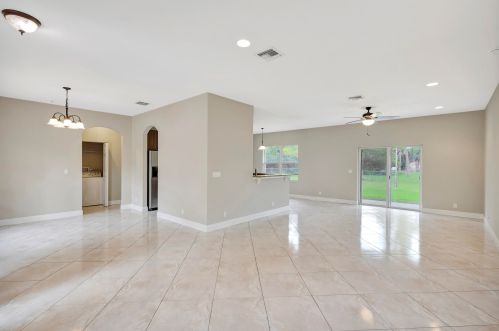 15628 93rd St, West Palm Beach FL  33412-1746 exterior