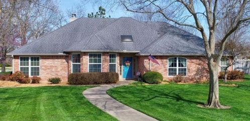 1208 55th St, Rogers, AR 72758-8437