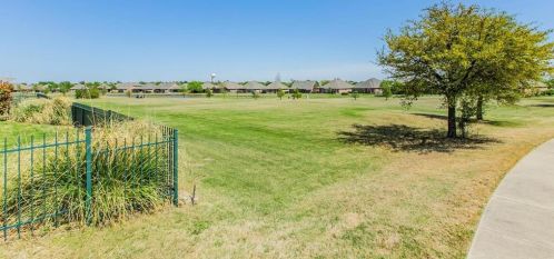 7414 Birmingham Forest Dr, Frisco TX  75034-6458 exterior