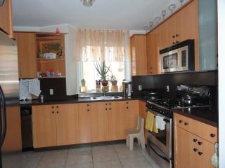 2800 29th St, Brooklyn, NY 11224-2067