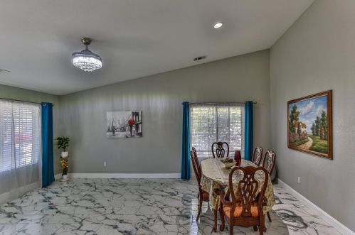 8489 Mcgray Way, Elk Grove CA  95624-4121 exterior