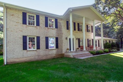 7 Anthony Rd, Manchester, CT 06043-7539