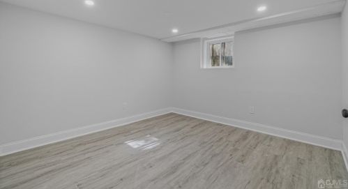 154 Midland Pl, Newark NJ  07106-3311 exterior