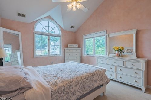 42 Davenport Rd, Montville Township NJ  07045-9198 exterior