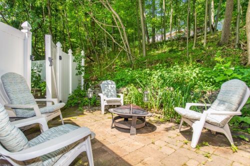 59 Raynor Rd, Morristown NJ  07960-2516 exterior