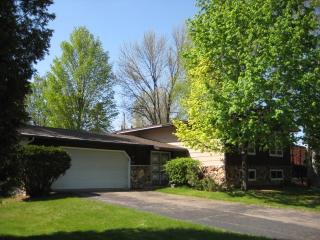 600 Oak St, Weston, WI 54474-1949