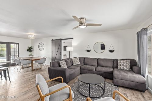 8449 Rancho Vista Dr, Scottsdale, AZ 85251-1841