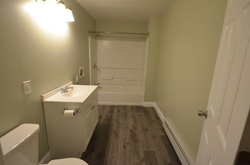 211 Millbury St, Worcester MA 01610-2803 exterior