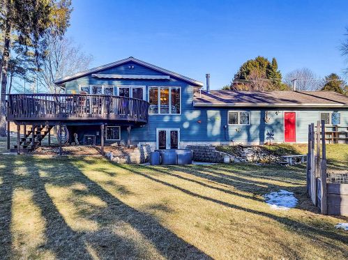 3718 Riverview Dr, Two Rivers, WI 54241-1766
