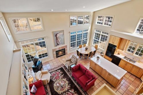 1 Doral Grn Dr, Rye Brook NY  10573-5405 exterior