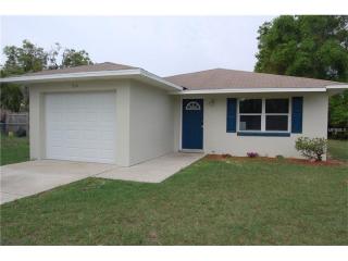 934 Morin St, Eustis, FL 32726-4707