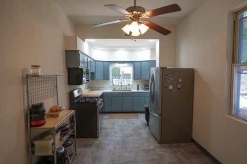 5621 Jackson St, Pittsburgh PA  15206-1521 exterior