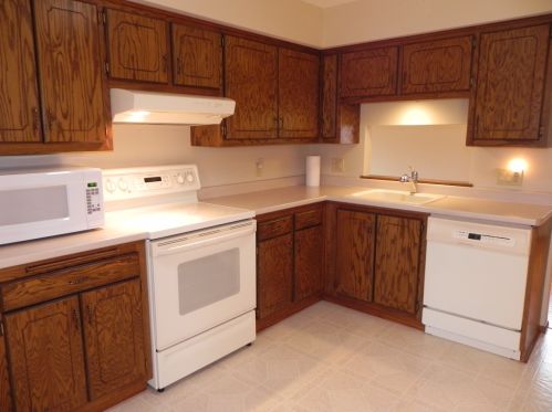 4845 82nd St, Milwaukee WI  53220-4217 exterior