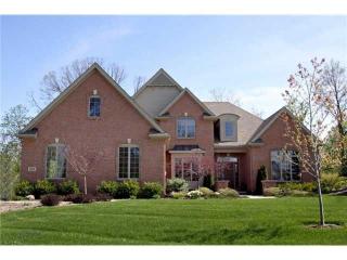 7955 Winding Ridge Blvd, Monclova, OH 43542-8301