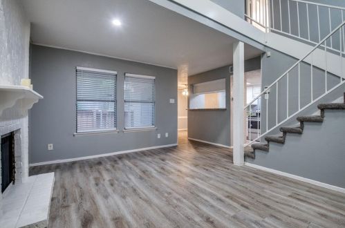 9170 Forest Ln, Dallas, TX 75243-8900