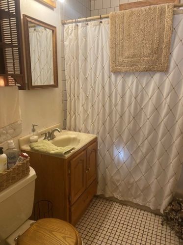 23 Summerhill Ave, Worcester MA 01606-2237 exterior