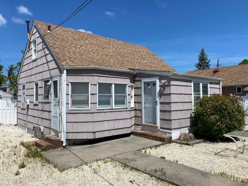 2002 Baltimore Ave, Lavallette, NJ 08735-2601