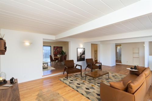 1250 College Ave, Santa Rosa, CA 95401-6502